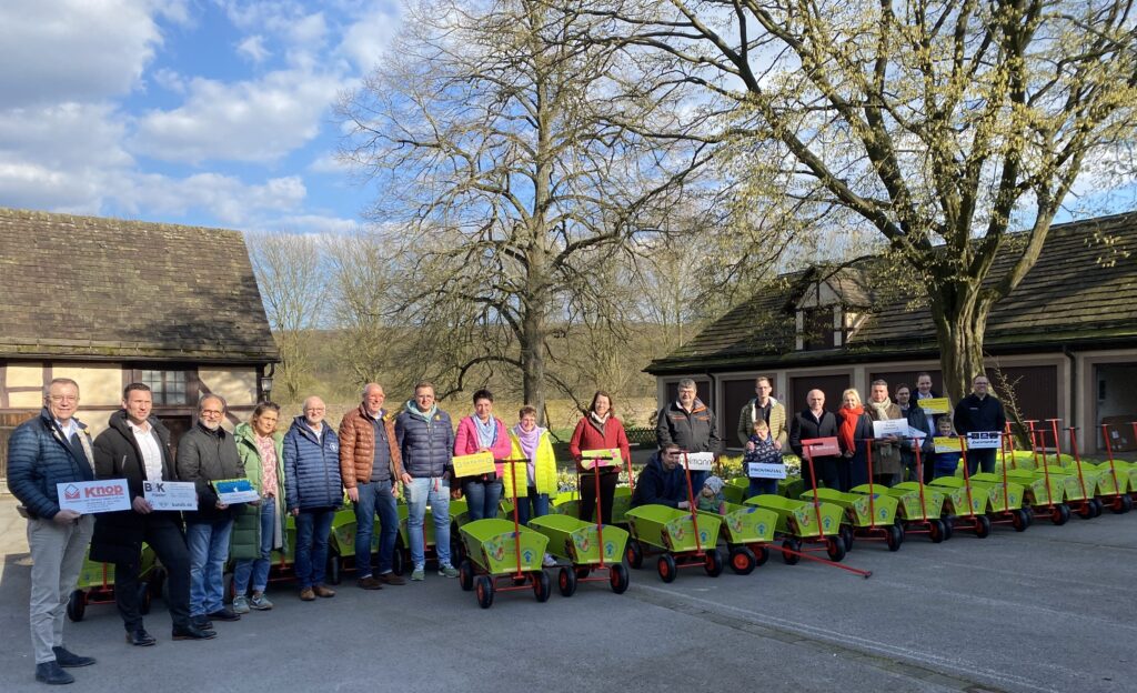 Blütenbummler Bollerwagen Landesgartenschau 2023